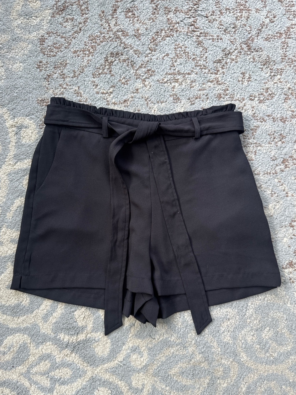 LC Lauren Conrad Tie Front Shorts Black Small